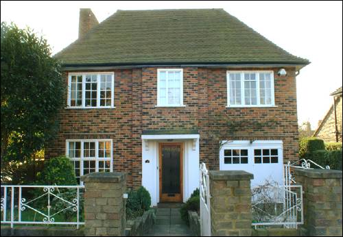 13 Maurice Walk